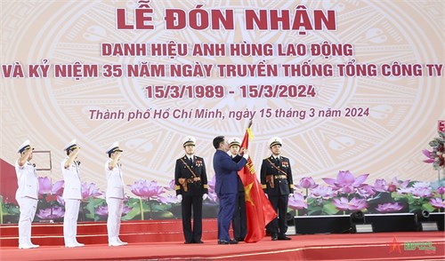 Tân Cảng Sài Gòn nhận danh hiệu Anh hùng Lao động